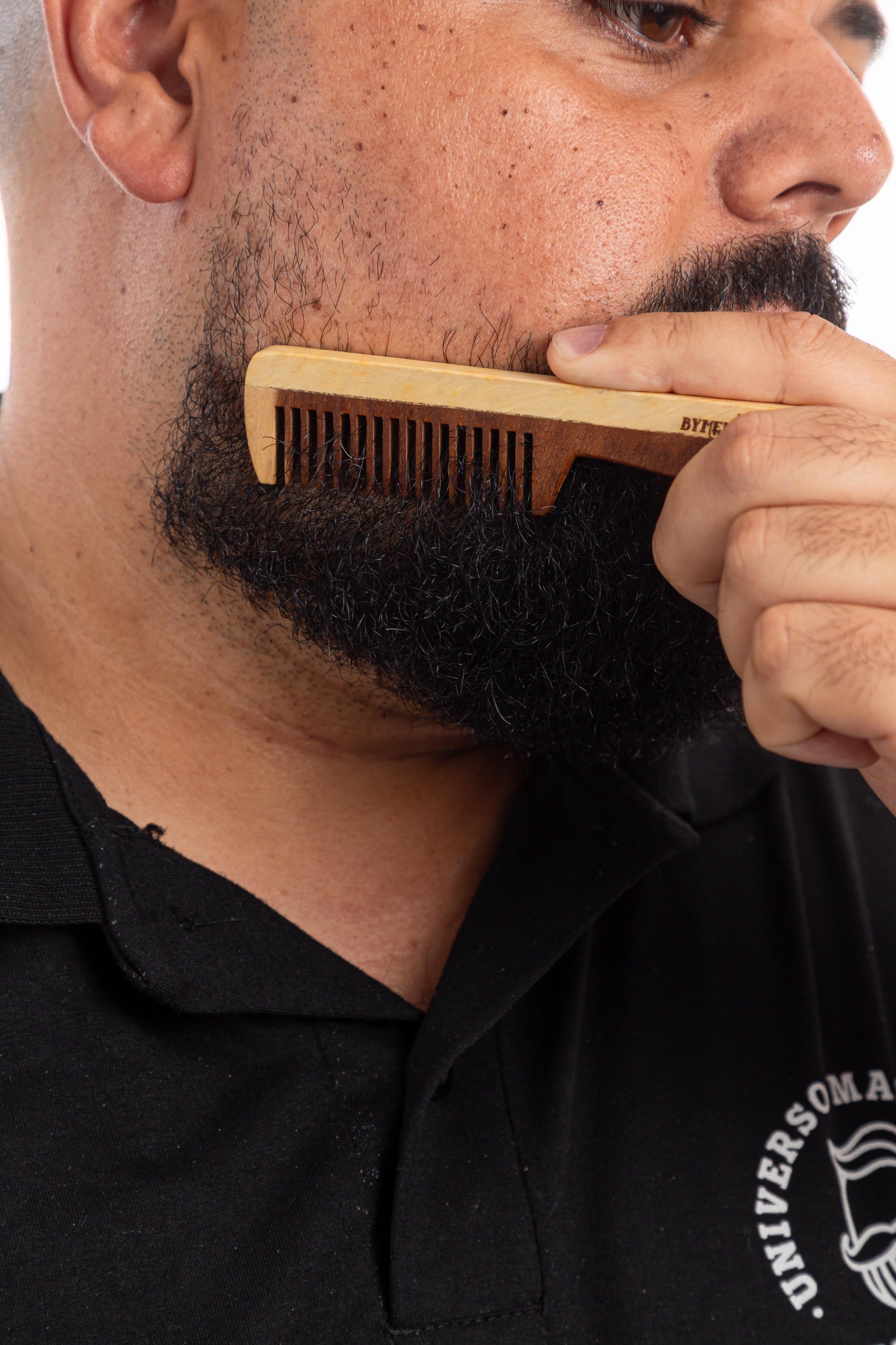 Pente de Madeira para Barba e Bigode Portátil - Anti-Frizz e Estilização